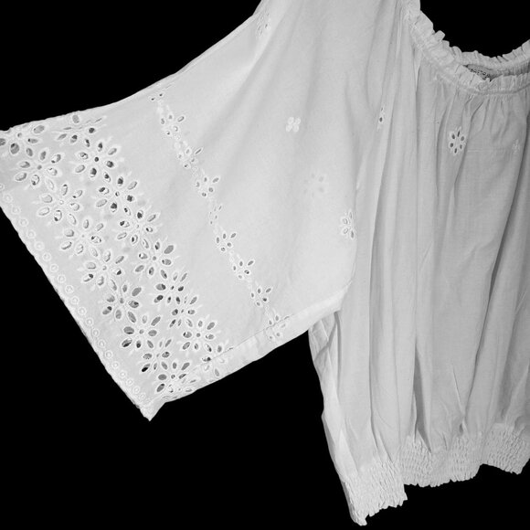 Soft White Cotton Eyelet Micro Ruffle Off-Shoulder Boho Festival Top Sz XL - Picture 4 of 11